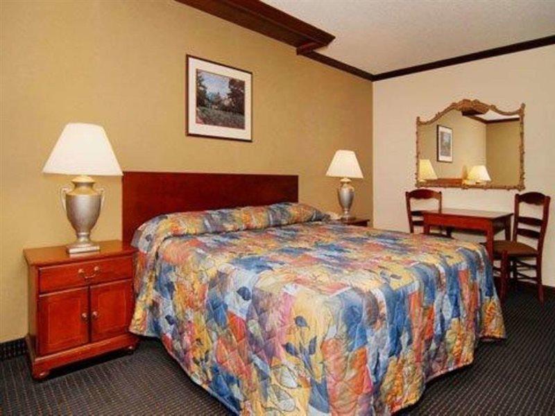Rodeway Inn And Suites Boulder Broker Exterior foto