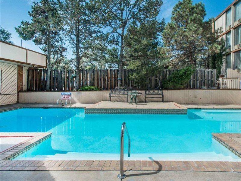 Rodeway Inn And Suites Boulder Broker Exterior foto