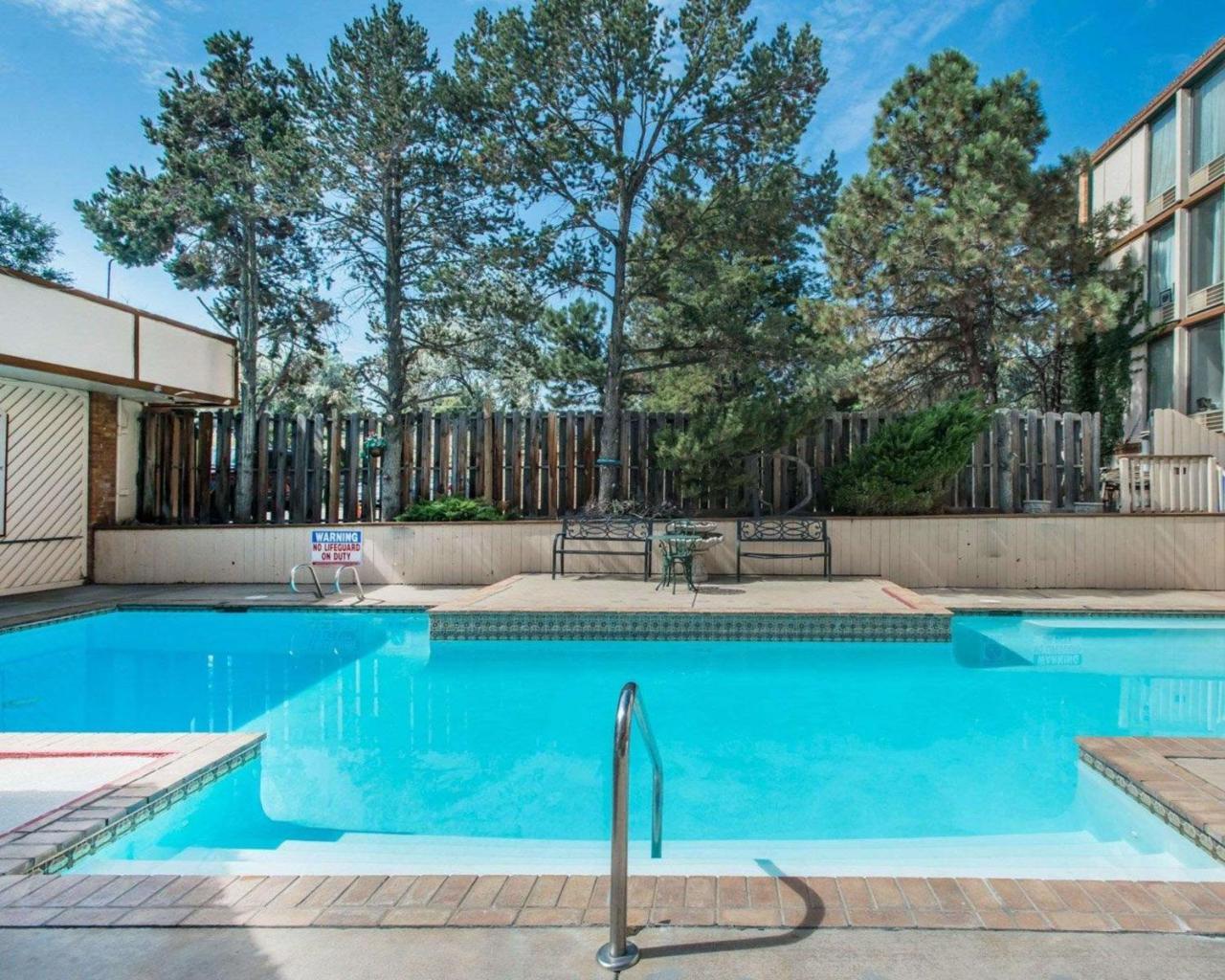 Rodeway Inn And Suites Boulder Broker Exterior foto